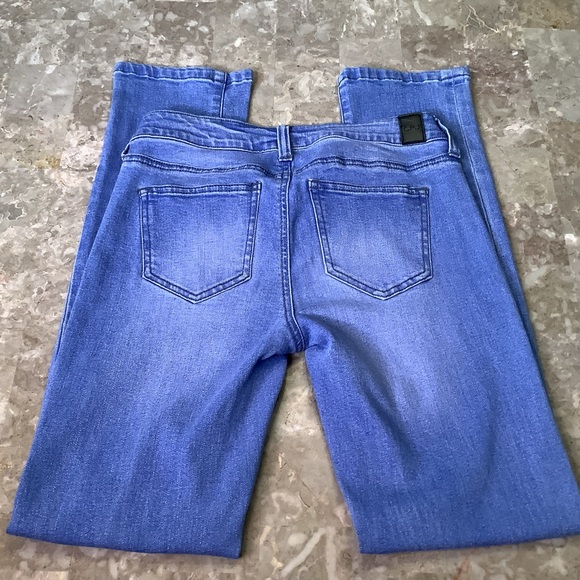 B-CP Jeans, light wash, size 3 - Picture 5 of 8